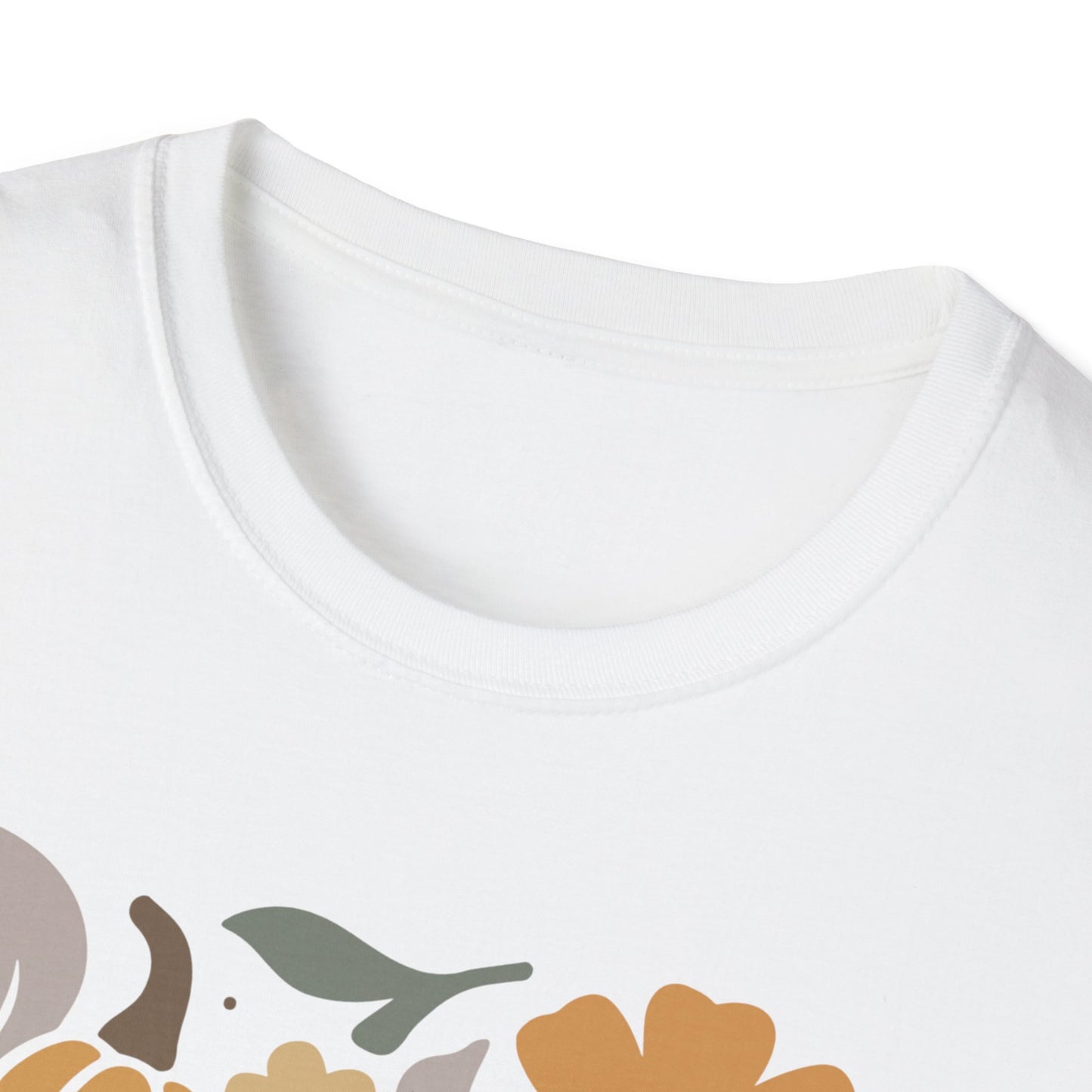 Autumn Floral T-Shirt, Cozy Fall Tee, Harvest Graphic Shirt, Seasonal Gift, Pumpkin and Flower Design, Thanksgiving Apparel