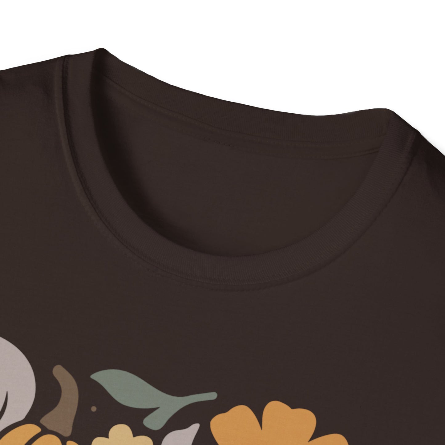 Autumn Floral T-Shirt, Cozy Fall Tee, Harvest Graphic Shirt, Seasonal Gift, Pumpkin and Flower Design, Thanksgiving Apparel